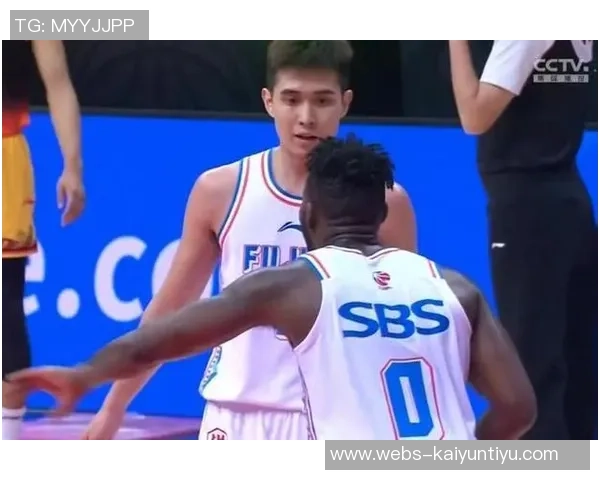 CBA精彩对决江苏队与新疆队比赛录像回顾与精彩瞬间分析 CBA精彩对决江苏队与新疆队比赛录像回顾与精彩瞬间分析