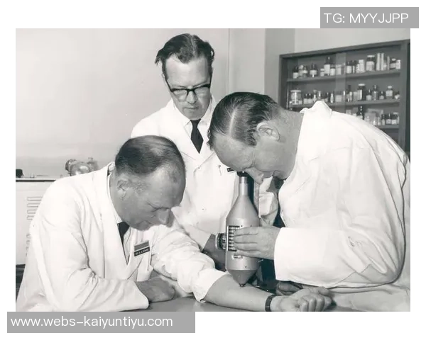 亚当斯的探索之旅:揭示科学与人文交汇的奥秘与未来 亚当斯的探索之旅:揭示科学与人文交汇的奥秘与未来